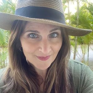 Meet your Posher, Robyn